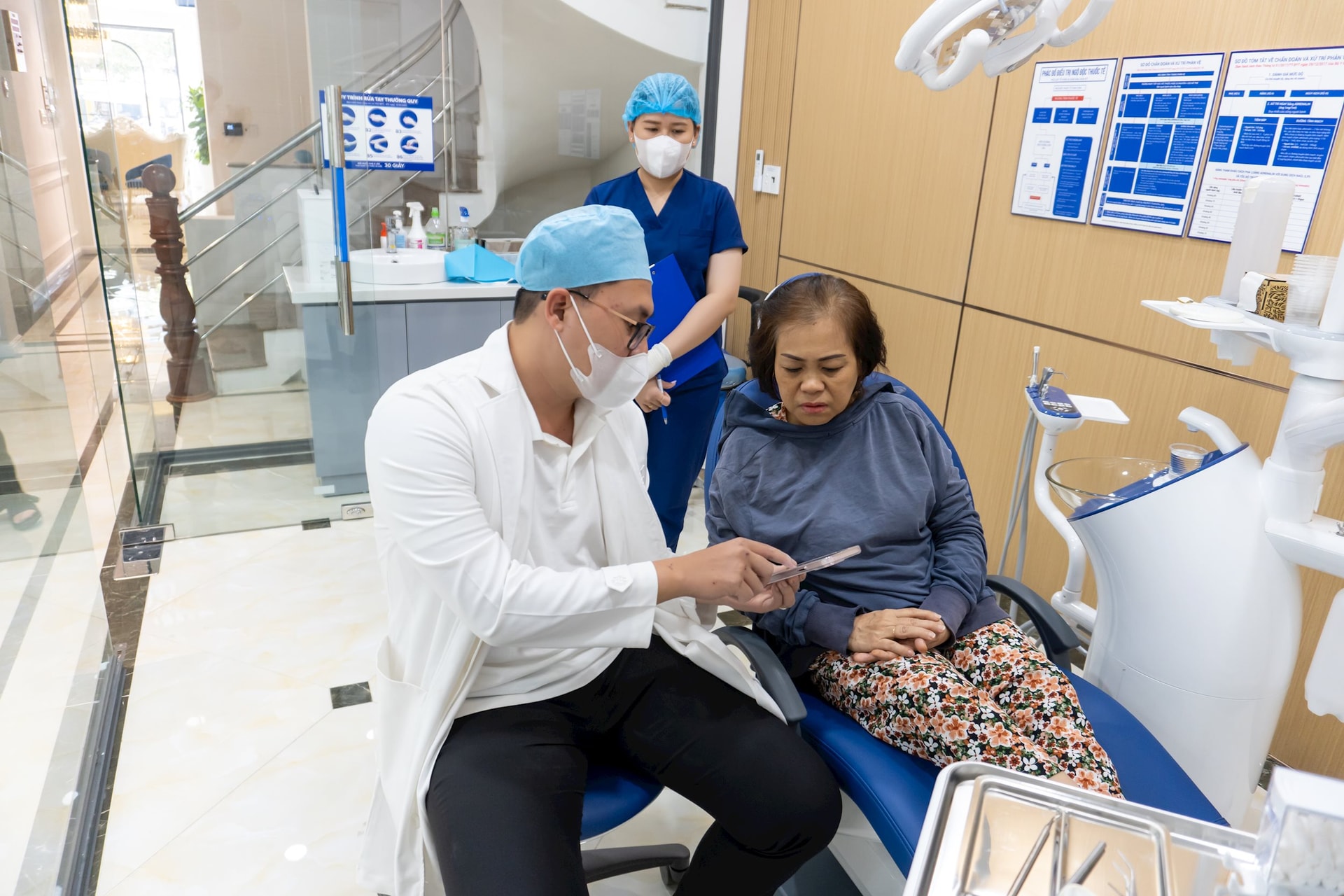 Nha Khoa 5Brothers Ứng Dụng Công Nghệ Dẫn Đầu Châu Âu Trong Cấy Ghép Implant Chính Xác Không Đau 4 he-thong-hien-dai-chuan